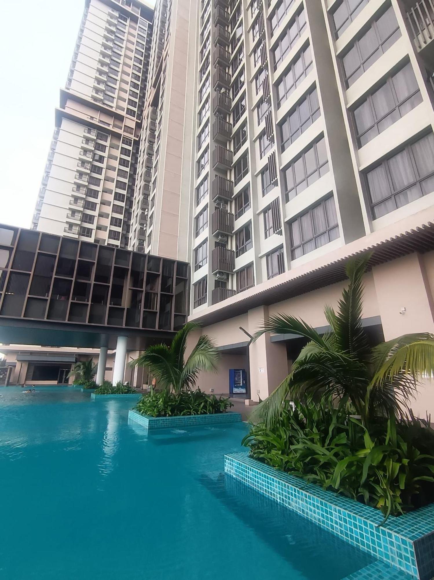 Persona Bali * Malacca